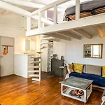 8 Charming Loft Near Notre Dame
