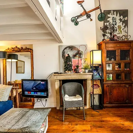 8 Charming Loft Near Notre Dame * Parigi